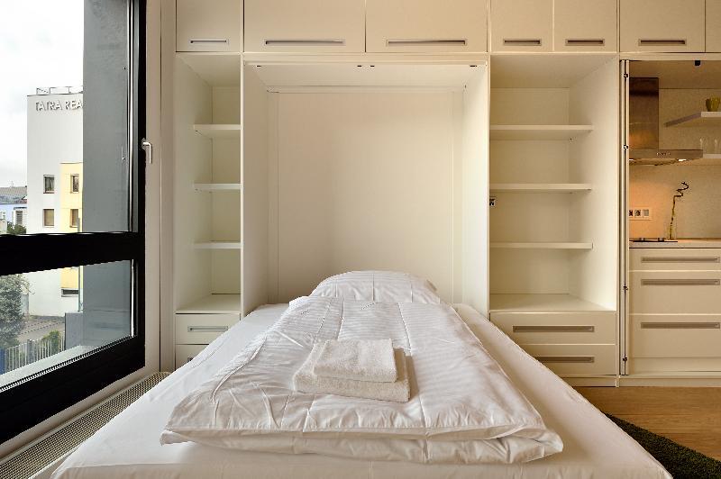 Ambiente Serviced Apartments - Dunajska Bratislava Buitenkant foto